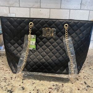 BADGLEY MISCHKA NWT Black Tote with Gold Zipper and Gold Chain Straps 17”Wx 10”H